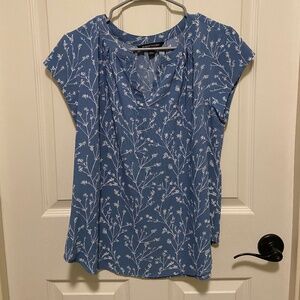 41 Hawthorn - Medium - Split-Neck Short Sleeve Blouse